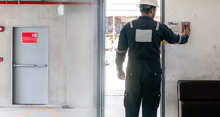 Emergency Fire Exit Door Repair in University, FL