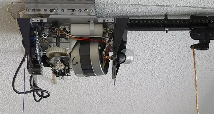 Emergency Garage Door Opener Repair in University, FL