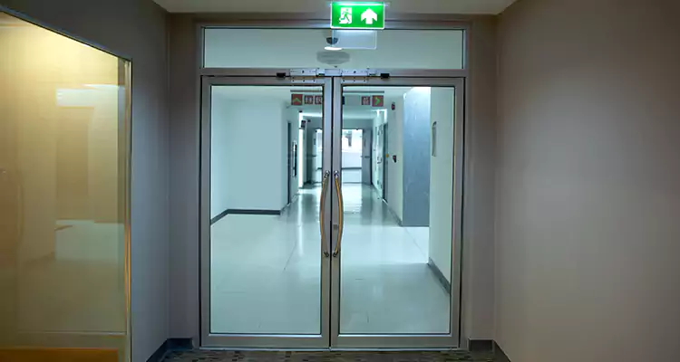 Emergency Glass Door Repair in University, FL