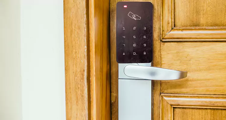 Keyless Hotel Door Locks Repair in University, FL