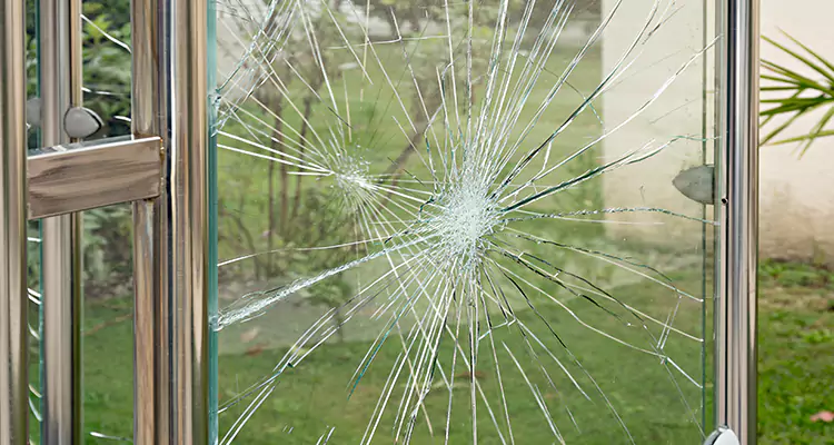 Frameless Glass Door Repair at Home in University, FL