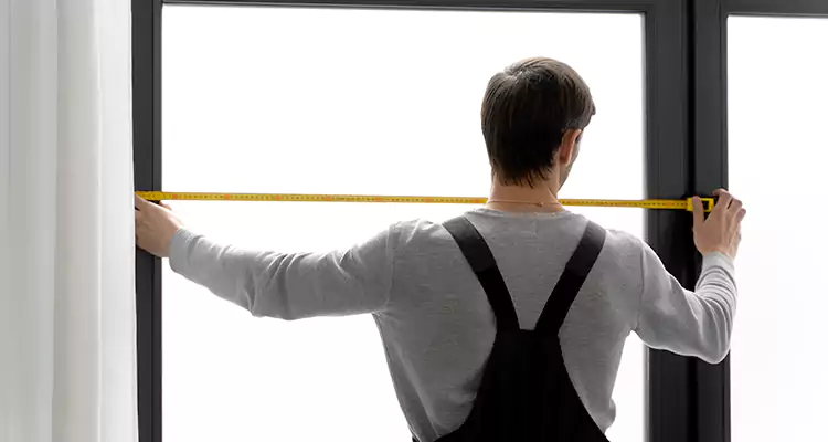 Retractable Deck Screens Repair in University, FL