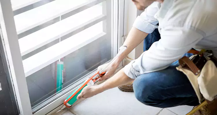 Dap Window Caulk Repair in University, FL